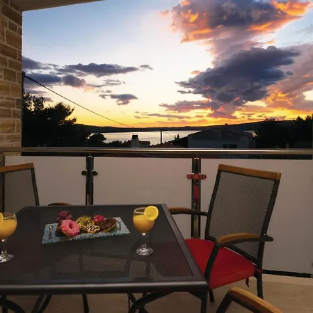 Beach Front Home In Novigrad With Sauna Novigrad (Dalmatia)