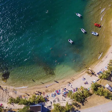 Beach Front Home In Novigrad With Sauna * Novigrad (Dalmatia)