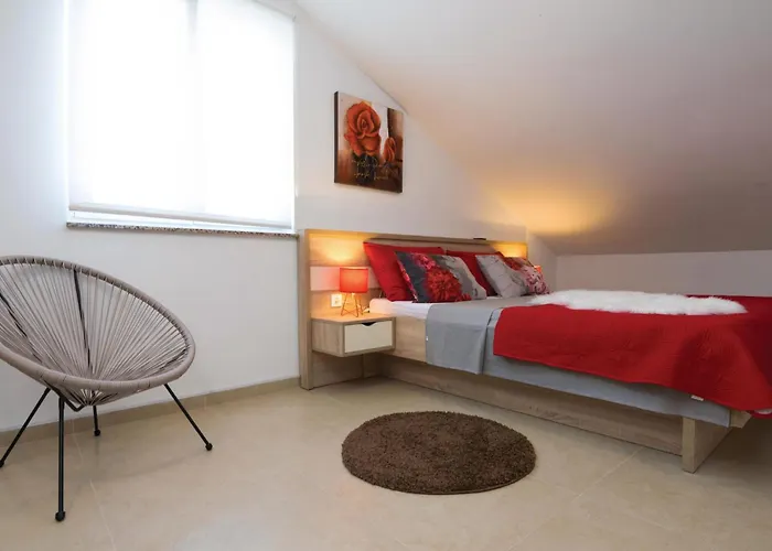 Amazing Home In Novigrad With Sauna * Новиград-Далмация